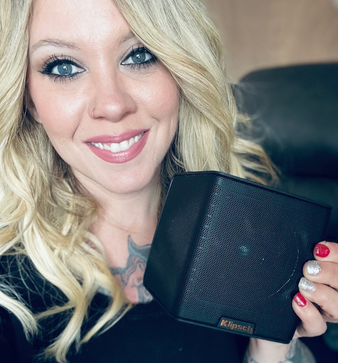 Singer Krissy Vanderwoude with Klipsch Groove